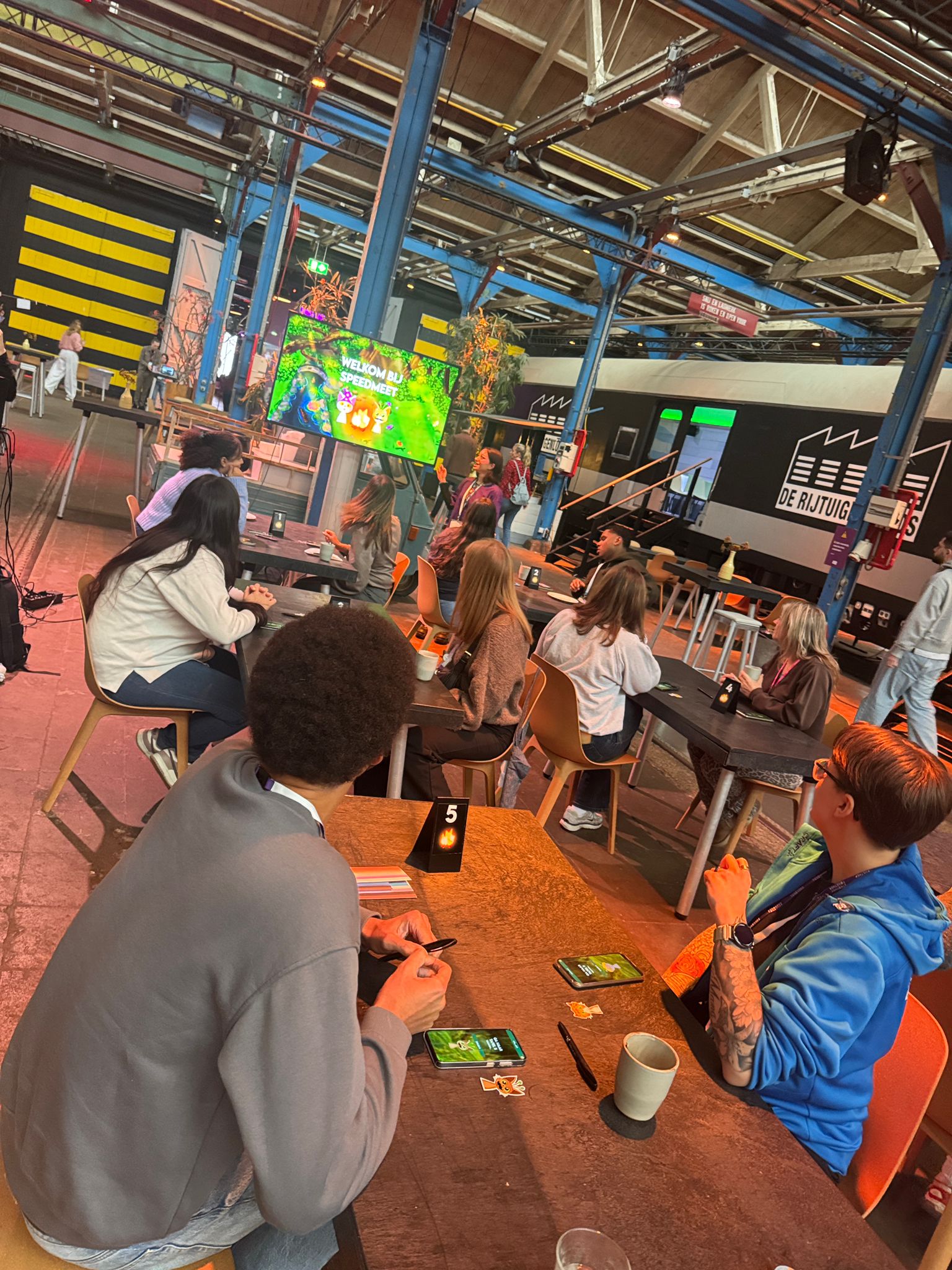 Me hosting speedmeet event